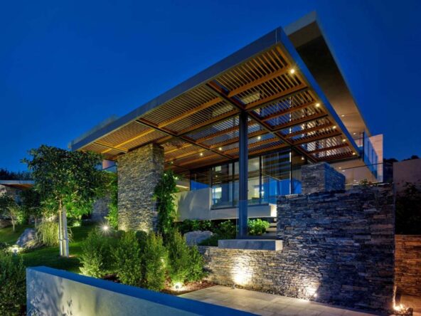 California Style Luxury Villas 